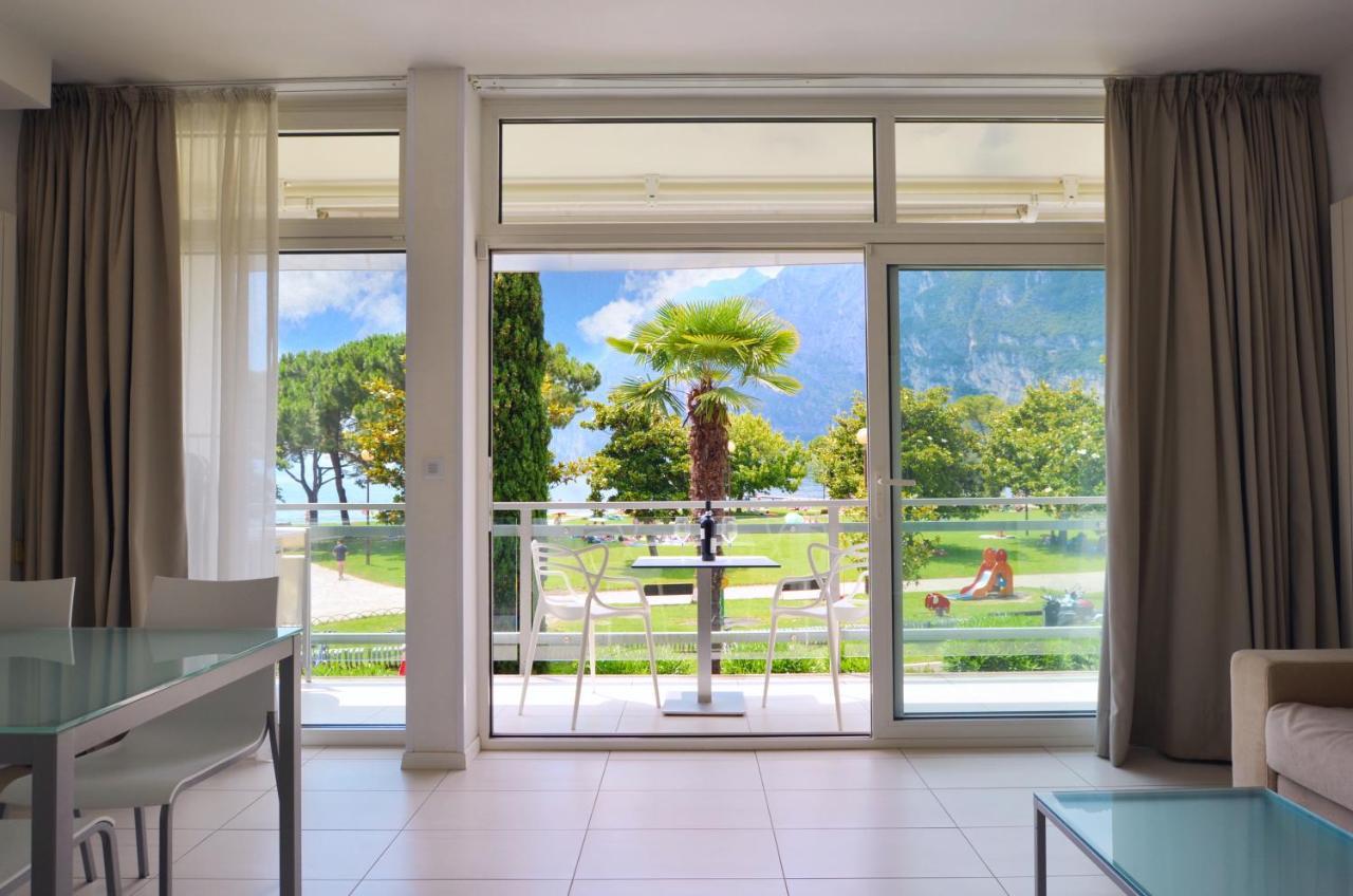 Club Nautico - Phoenix Studio Lake View Riva del Garda Ngoại thất bức ảnh